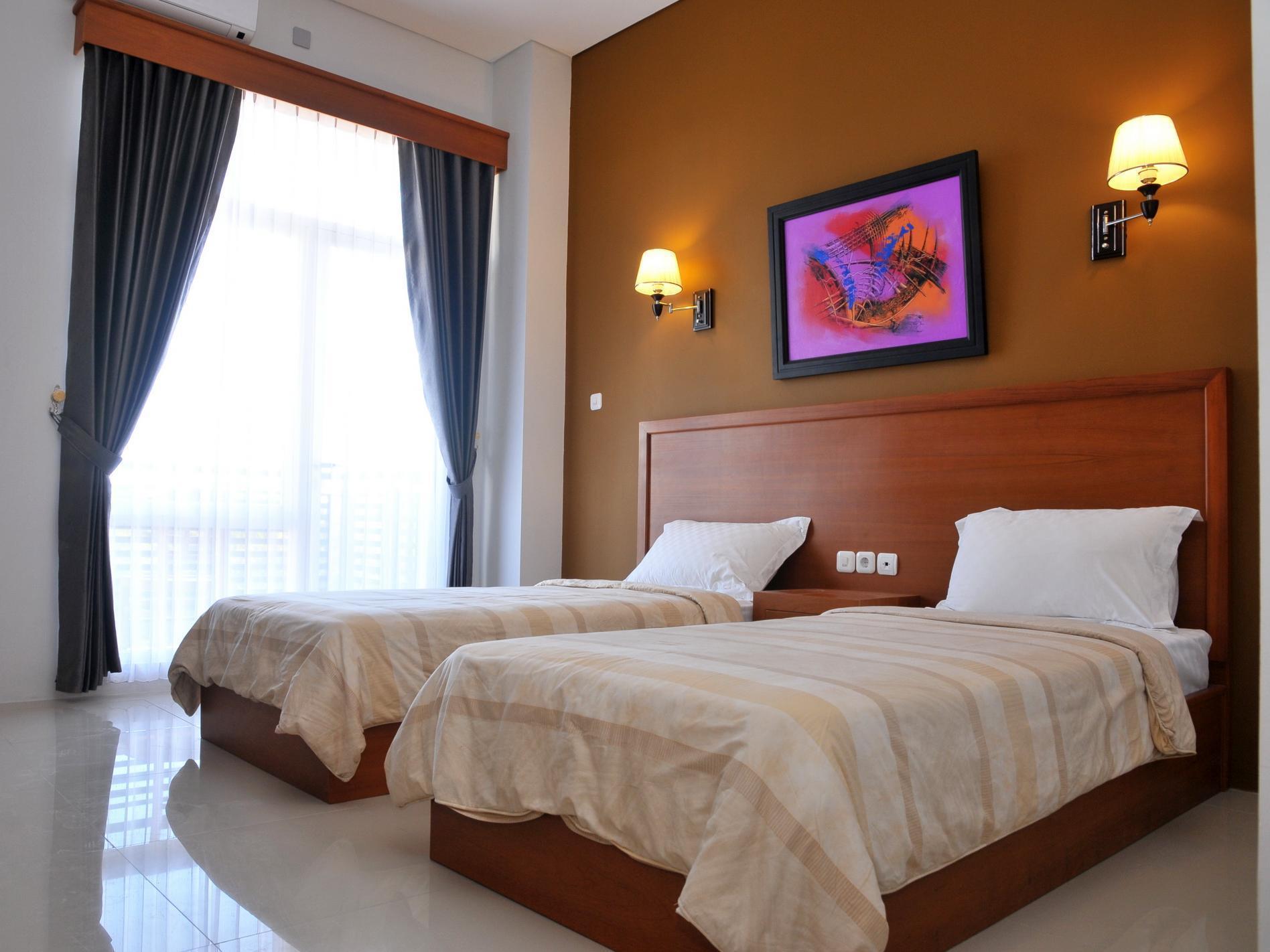 Prima Sr Hotel & Convention Yogyakarta Слеман Экстерьер фото